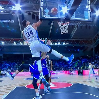 Italbasket sconfitta dalla Grecia di Giannis Antetokounmpo