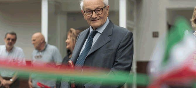 Il senatore e sindaco emerito di Busto Gian Pietro Rossi Il senatore e sindaco emerito di Busto Gian Pietro Rossi