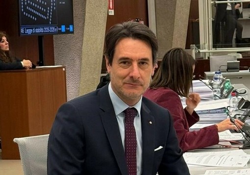 Votata all’unanimità la mozione per la salute dei vigili del fuoco proposta da Forza Italia, Licata: «Grande soddisfazione»