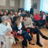 Antenna a Marnate, il sindaco Scazzosi incontra i cittadini: «Abbiamo già contattato l’azienda per chiedere lo spostamento»