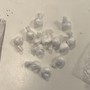 Il materiale sequestrato dagli agenti della Volante di Varese Il materiale sequestrato dagli agenti della Volante di Varese