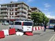 Il van e l'autobus dopo l'incidente