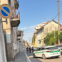 Busto, ciclista investita in via Muratori. Grande spavento per una 69enne Busto, ciclista investita in via Muratori. Grande spavento per una 69enne