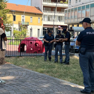 Gallarate, ancora controlli ad "alto impatto": la polizia di Stato identifica 85 persone in centro