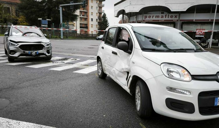 Incidente a Castellanza tra via Pomini e corso Matteotti Incidente a Castellanza tra via Pomini e corso Matteotti
