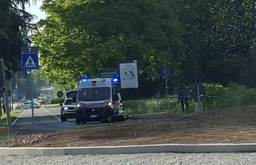 Motociclista a terra e pedone investito. Mattinata di incidenti a Busto