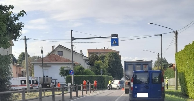 L'incidente in via Morelli a Olgiate L'incidente in via Morelli a Olgiate