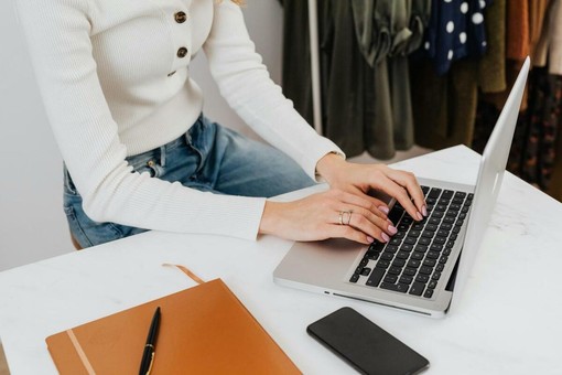 Iki, la piattaforma che semplifica e velocizza l’invio di comunicati stampa online