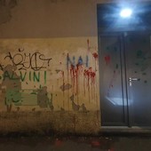 Busto, insulti a Salvini sulla sede della Lega