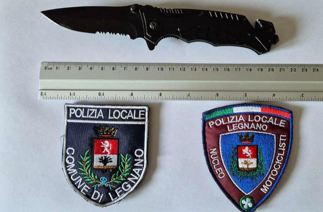 Controlli della Polizia Locale a Legnano, due denunce: coltello e fuga in monopattino