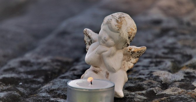 Tutto il villaggio dal suo piccolo angelo:  il dolore, la vicinanza, l'affetto per Matteo e la sua famiglia