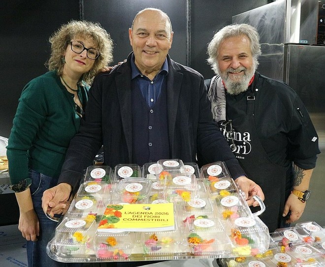 Milano: successo e sold out per il laboratorio-show cooking “Cucina con i fiori” a Golosaria