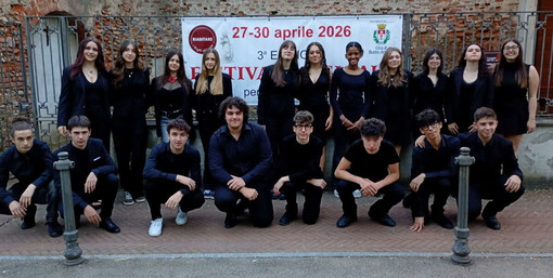 VIDEO. Applausi per i giovani talenti del liceo Bausch al festival della Beata Giuliana