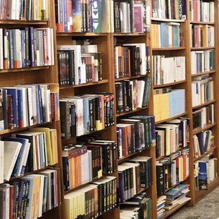 L'ex libreria Boragno - foto da GalleriaandfriendsMilano