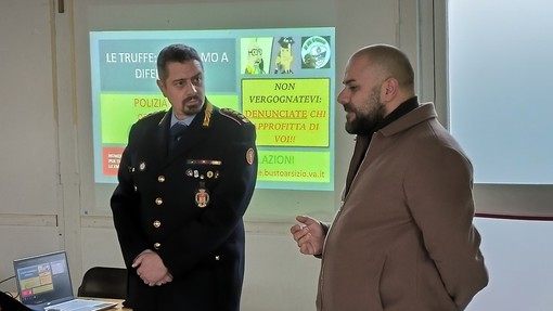 L'assessore Matteo Sabba (a destra) col comandante della Polizia locale di Busto, Stefano Lanna
