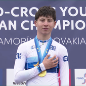 Inno di Mameli e medaglia d'oro per il bustocco Luca Ferro, campione europeo di ciclocross Inno di Mameli e medaglia d'oro per il bustocco Luca Ferro, campione europeo di ciclocross