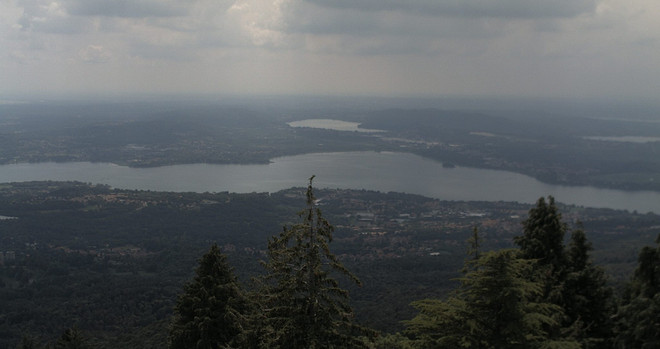 Il lago di Varese visto dalle telecamere del Centro Geofisico Prealpino Il lago di Varese visto dalle telecamere del Centro Geofisico Prealpino