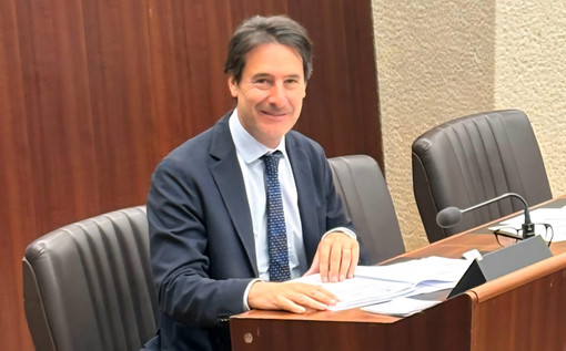 Licata: «Una corsia pedonale protetta tra Lozza e Varese, opera attesa da anni»