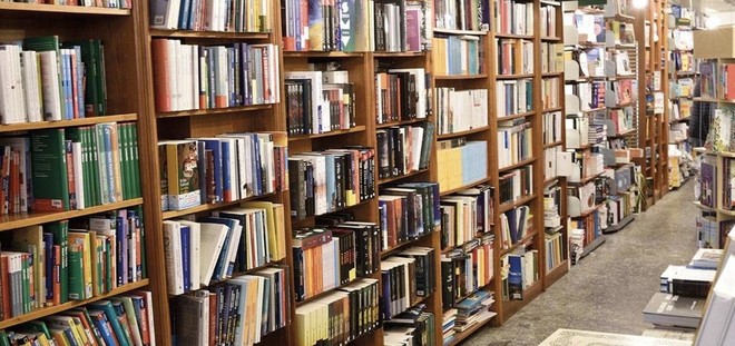 L'ex libreria Boragno - foto da GalleriaandfriendsMilano L'ex libreria Boragno - foto da GalleriaandfriendsMilano