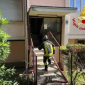 Milano, anziana muore nell'incendio dell'appartamento Milano, anziana muore nell'incendio dell'appartamento