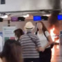 Le concitate fasi dopo l'incendio al check-in