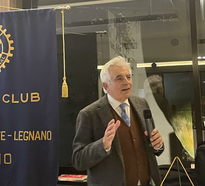 VIDEO. Quando la stampa “decide” il futuro: al Rotary il racconto della nascita della Repubblica VIDEO. Quando la stampa “decide” il futuro: al Rotary il racconto della nascita della Repubblica