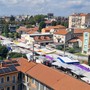 Il nuovo mercato visto dall'alto (foto Pelucchi)