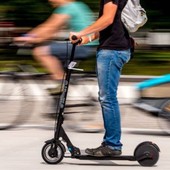 Scatta oggi l'obbligo di assicurazione per i monopattini elettrici Scatta oggi l'obbligo di assicurazione per i monopattini elettrici