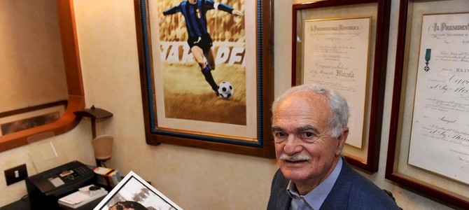 Ciao Sandro, grazie a te mi sono innamorato dei colori nerazzurri quel 27 maggio del 1964. E mi sono fatto crescere i baffi in onore tuo Ciao Sandro, grazie a te mi sono innamorato dei colori nerazzurri quel 27 maggio del 1964. E mi sono fatto crescere i baffi in onore tuo