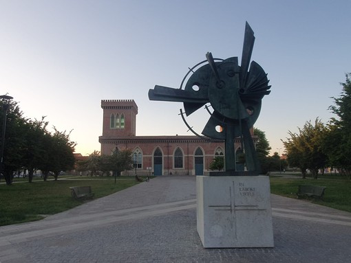 Le “macchie” al Museo del Tessile, l’assenza di un’area feste. Eventi a Busto, che fare?
