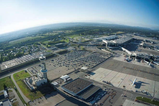 Malpensa, stato di agitazione e assemblea sindacale: i lavoratori delle pulizie protestano per il buono pasto