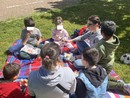 Borsano è uno dei rioni dove è avvenuta la protesta e i bimbi sono stati portati fuori a mangiare