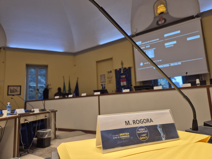 Dup, tariffa rifiuti e la “raffica” di Max Rogora nel Consiglio comunale pomeridiano di Busto