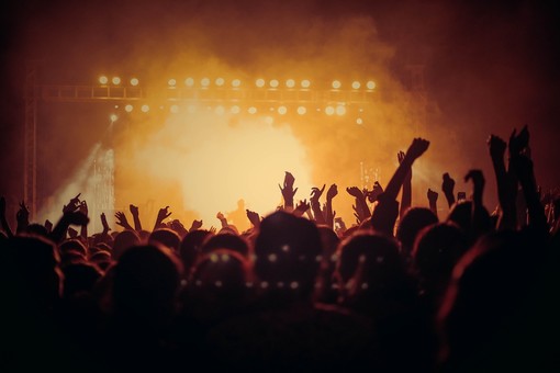 GLI EVENTI. La febbre del weekend si impenna tra sport, musica e cibo a volontà