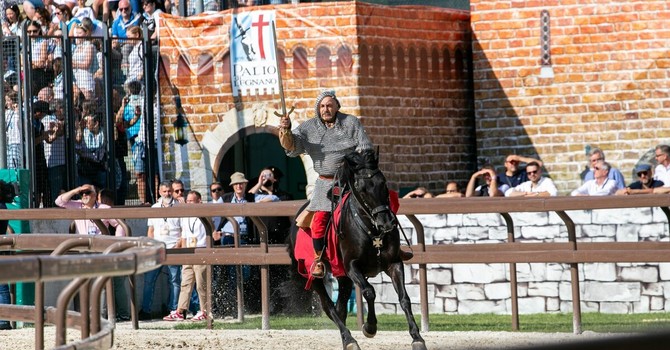 foto dalla pagina Facebook della Fondazione Palio