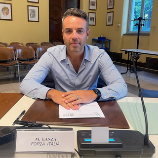 Denatalità, la proposta di Forza Italia a Busto: «Uno sconto sulla scuola materna»