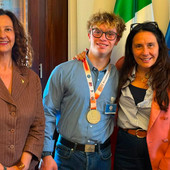 Riccardo Maino con la deputata bustocca della Lega, Manuela Maffioli, e il Ministro per le Disabilità Alessandra Locatelli