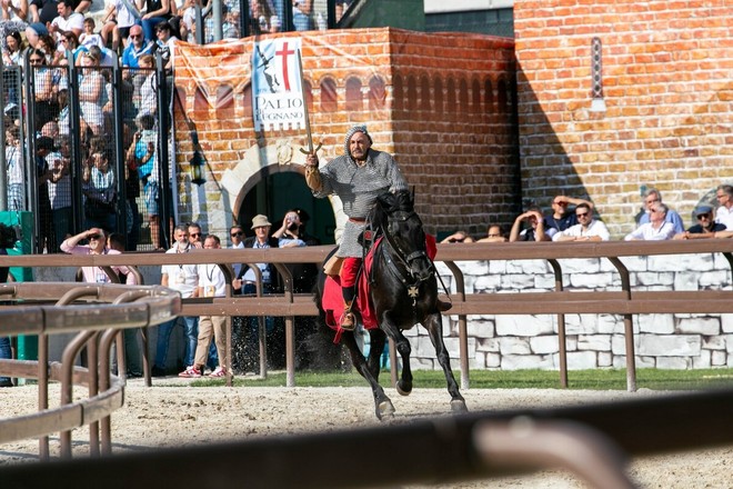 foto dalla pagina Facebook della Fondazione Palio foto dalla pagina Facebook della Fondazione Palio