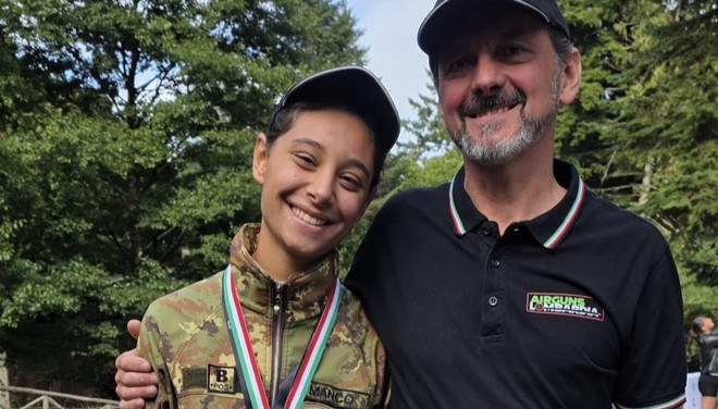 La giovane Noemi Manco e il presidente Enrico Mascetti La giovane Noemi Manco e il presidente Enrico Mascetti