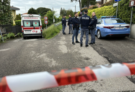 La polizia sul luogo dell'aggressione nel maggio del 2024