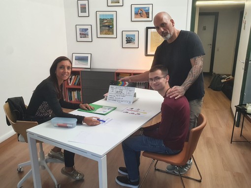 Out-ismo finalista al Festival Cinema Nuovo: «La carezza più bella che potessimo ricevere per tutto l'amore che abbiamo messo in questo progetto»