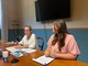 L'assessore Reguzzoni e la dottoressa Orlandi in conferenza stampa a Palazzo Gilardoni