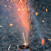 Scoperti 250 chili di fuochi d’artificio illegali: denunciato un 29enne di Busto Arsizio Scoperti 250 chili di fuochi d’artificio illegali: denunciato un 29enne di Busto Arsizio