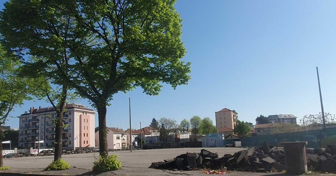 Il cantiere di piazza mercato attualmente fermo Il cantiere di piazza mercato attualmente fermo