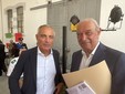 Riccardo Comerio ed Angelo Carenzi: scambio di saluti tra benemeriti Riccardo Comerio ed Angelo Carenzi: scambio di saluti tra benemeriti