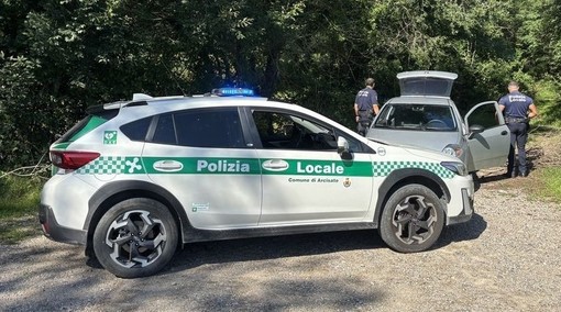 Truffe, furti in casa, lotta allo spaccio e sicurezza stradale: per la polizia locale di Arcisate è stato un 2025 intenso al servizio dei cittadini Truffe, furti in casa, lotta allo spaccio e sicurezza stradale: per la polizia locale di Arcisate è stato un 2025 intenso al servizio dei cittadini