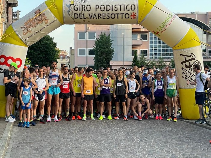 Ottocento runner hanno invaso il centro di Busto in ricordo del sorriso di Francesca Pirali