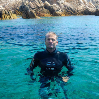 Umberto Pelizzari, 60 anni in apnea ma con il respiro del futuro: «Il mare non mi ha mai chiesto l'età ma rispetto, impegno e cuore»