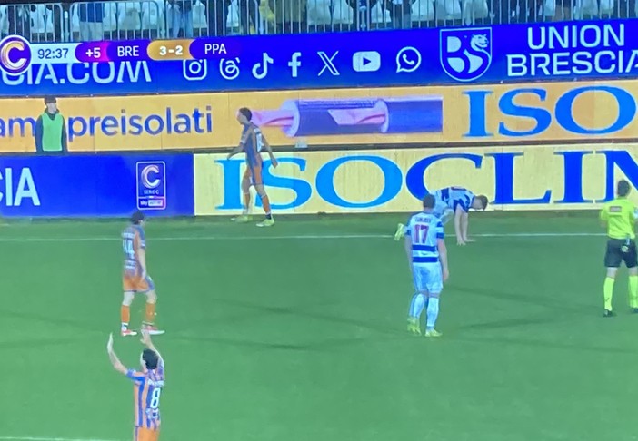 Pro Patria da applausi sotto gli occhi di Guardiola, ma il Brescia la spunta 3-2 Pro Patria da applausi sotto gli occhi di Guardiola, ma il Brescia la spunta 3-2