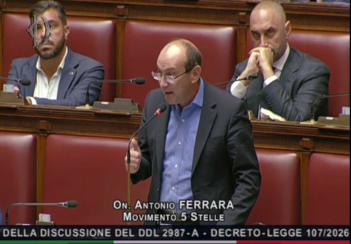 Ex Ilva, Ferrara (M5S): «Il Governo dirotta i fondi per l'idrogeno verde, Taranto resta nel caos» Ex Ilva, Ferrara (M5S): «Il Governo dirotta i fondi per l'idrogeno verde, Taranto resta nel caos»